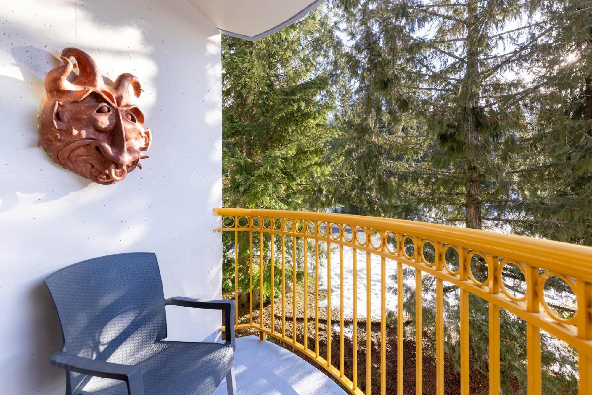 The Marquise By Whistler Premier Apartment Bagian luar foto